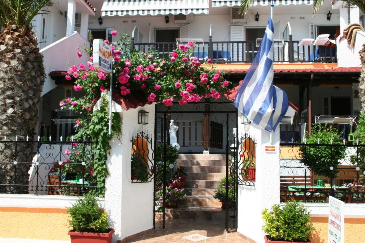 Aparthotel Haus Maria Nea Poteidaia Exterior foto